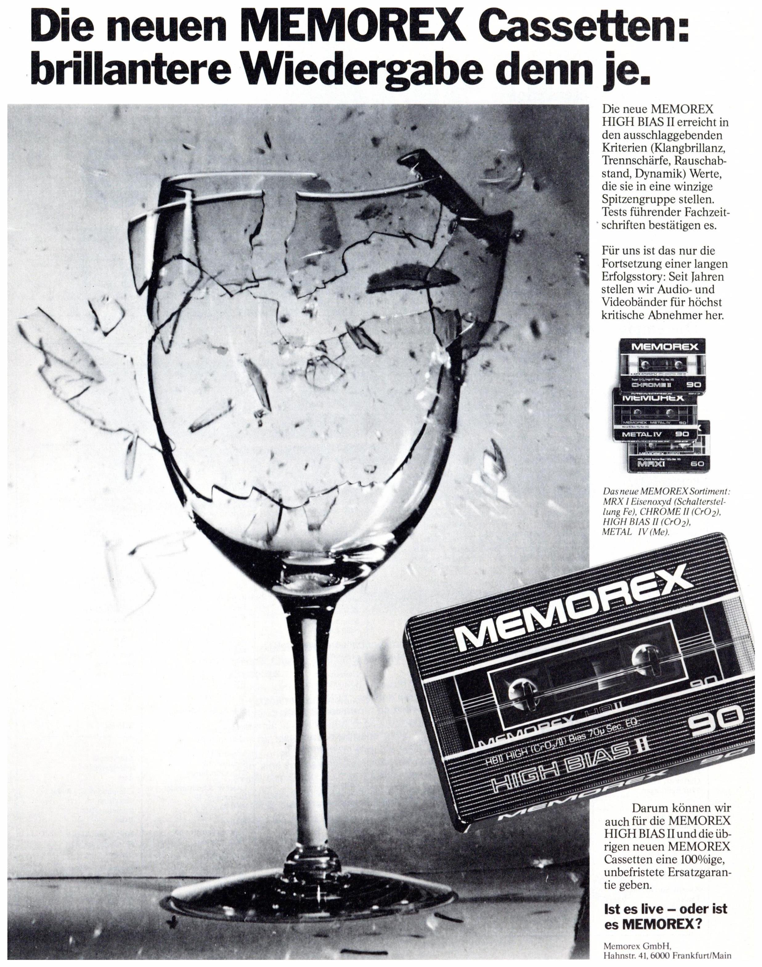 Momorex 1982 0.jpg